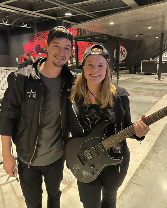 picture with guitarist